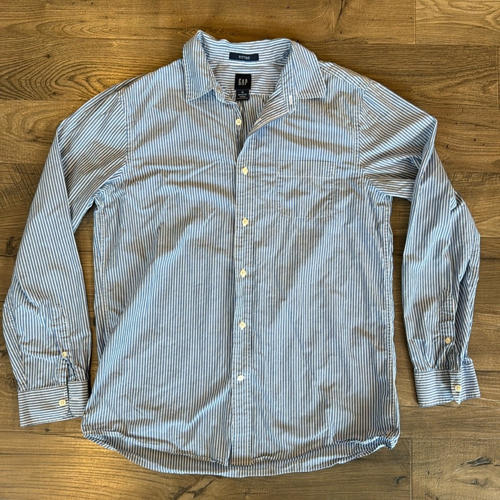 Men’s Gap Tall Large, Fitted Button-up Shirt